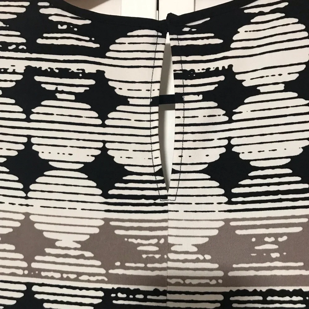 Chico's‎ Black and White Geometric Maxi Dress